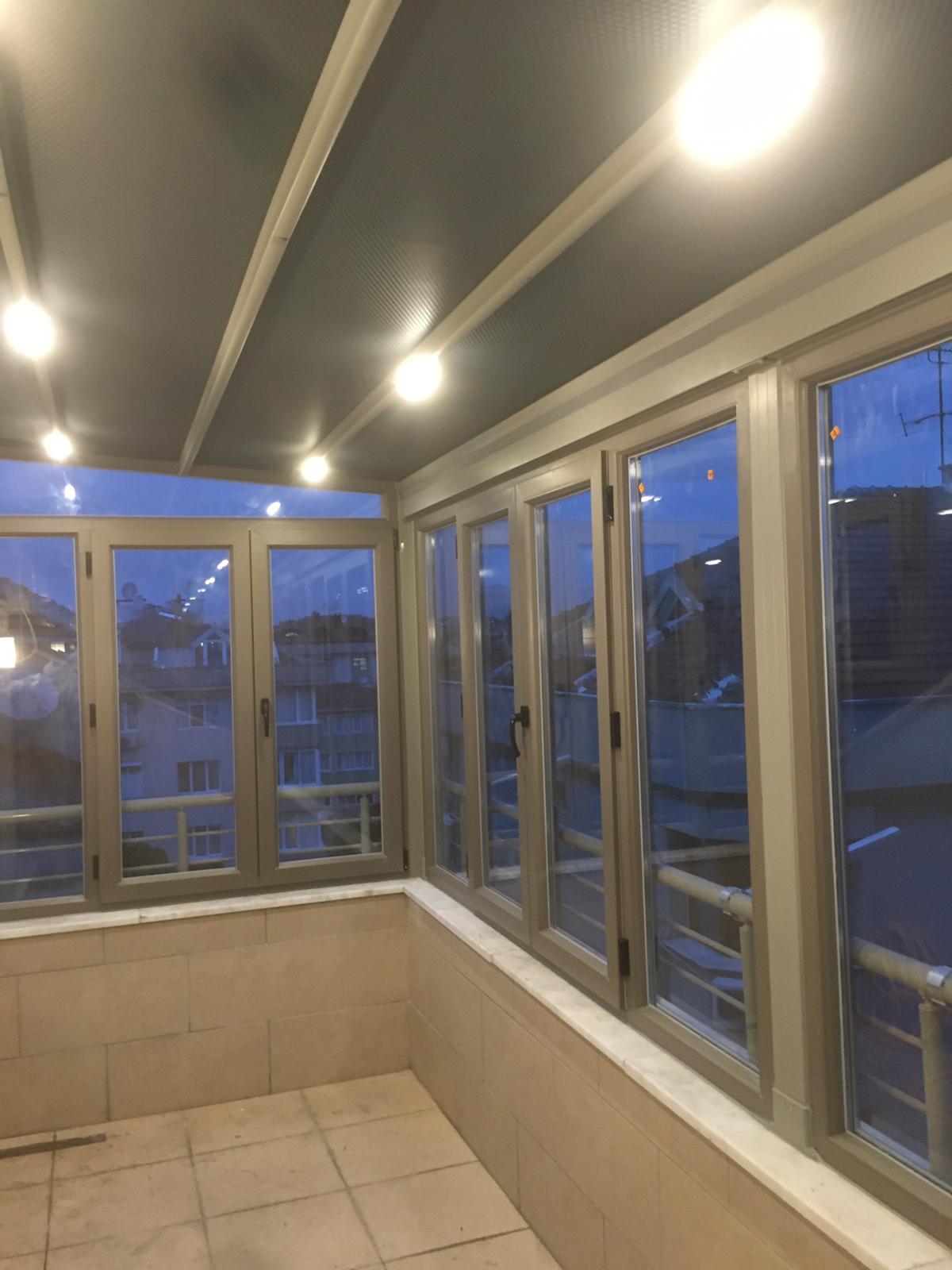 Kış Bahçesi Ve Giyotin 28